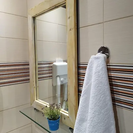 Kanela Guest house 2*