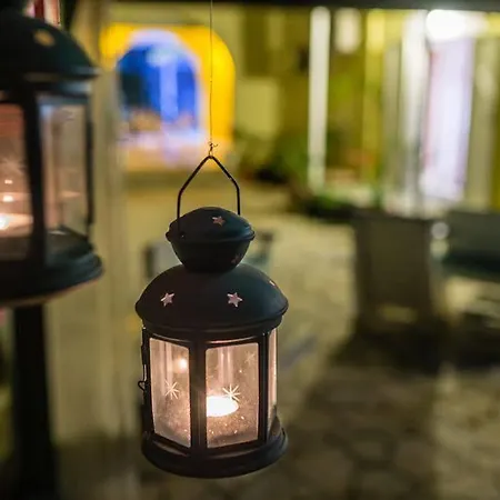 Kanela Πανσιόν Αλυκών